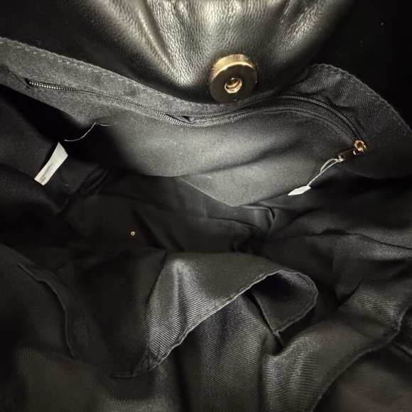 a.New.Day,Woman purse  $22 Each,Black,Zipper,Pockets,shoulder bags,Medium.! - Picture 6 of 10